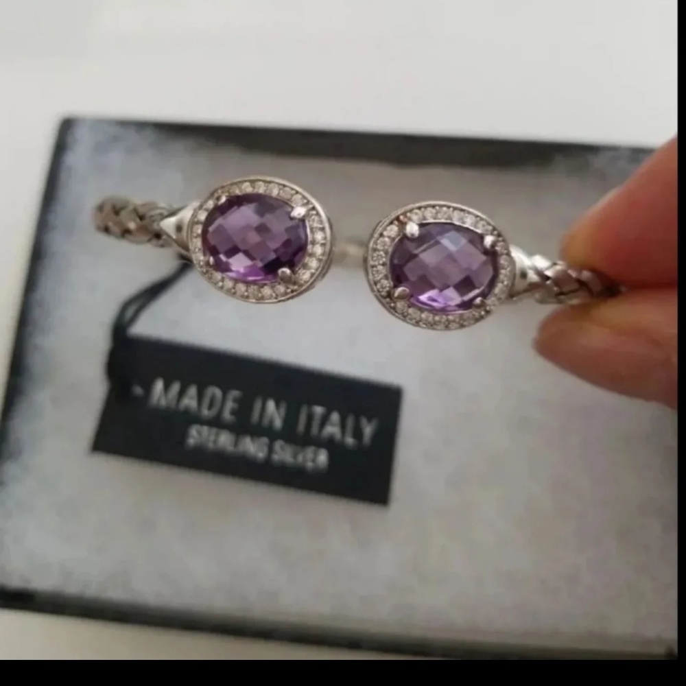 Bracelet - Picture 2 of 8